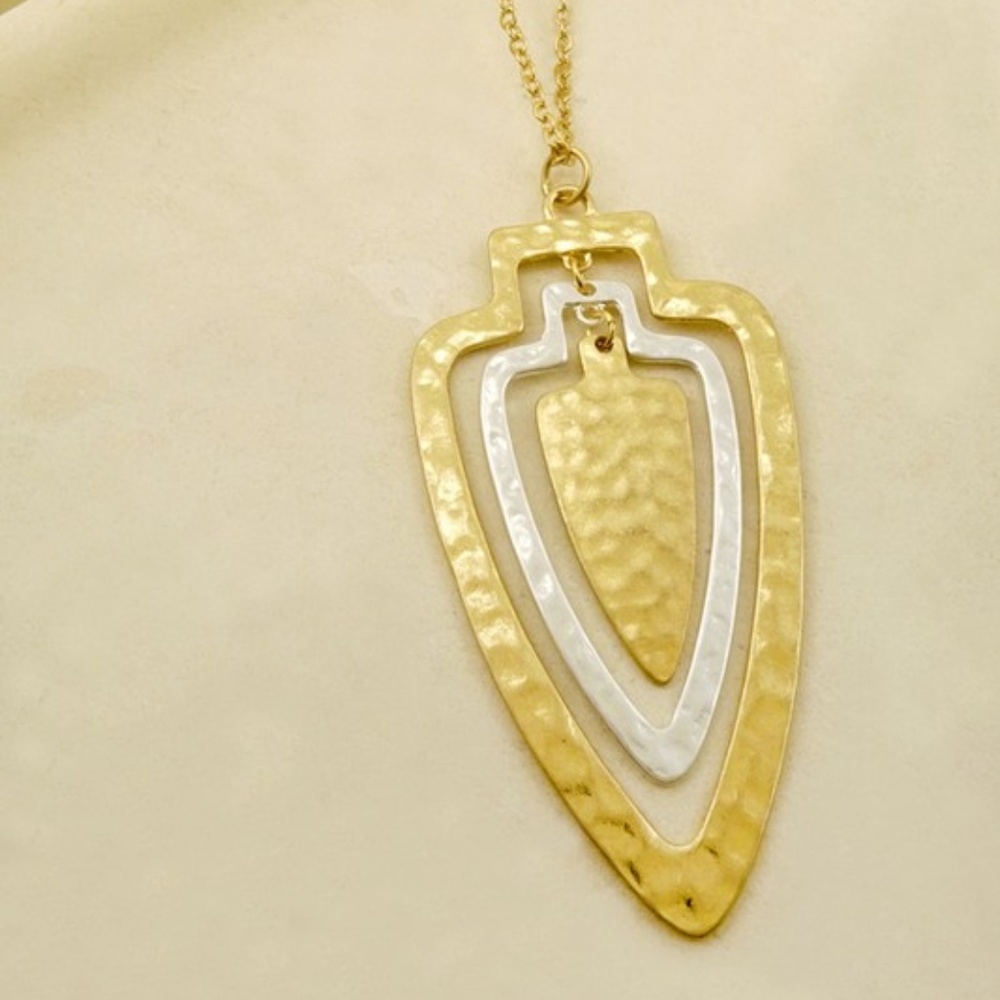 3/$20 Triple Cutout Arrowhead Statement Necklace